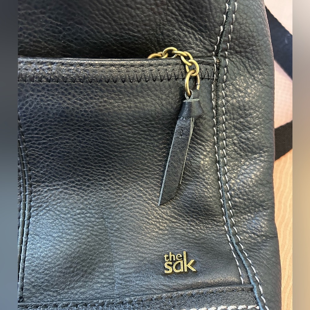The Sak Black Leather Crossbody Purse - Picture 2 of 9